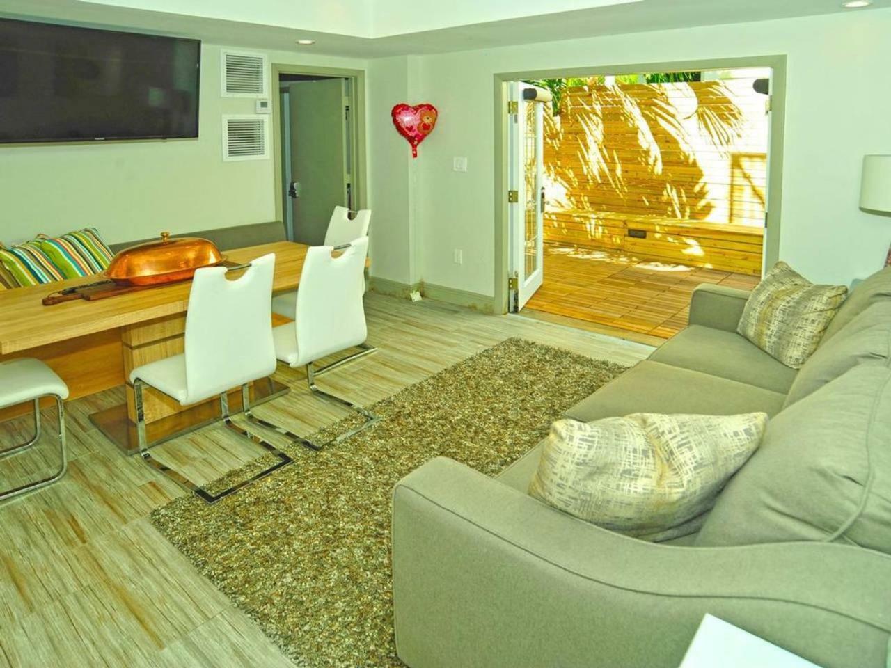 Villa Estelle Miami Bagian luar foto